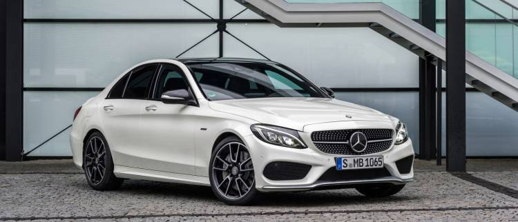 Mercedes-Benz C 450 AMG 4MATIC, Exterieur: Diamantweißexterior: diamond white Mercedes-Benz C 450 AMG 4MATIC, Exterieur: Diamantweißexterior: diamond white
