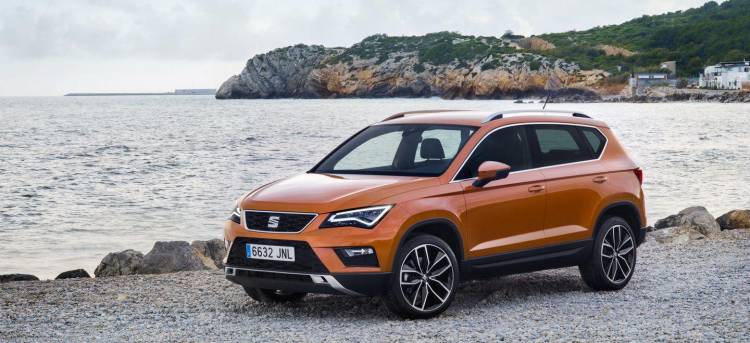 1440_seat-ateca-2016-fotos-11