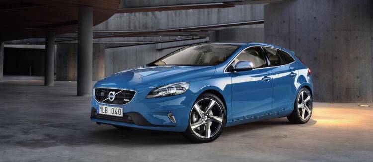 1440_volvo-v40-r-design-101 1440_volvo-v40-r-design-101