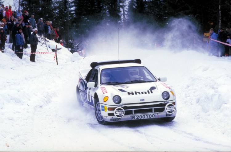 1986_RS200_rally_car