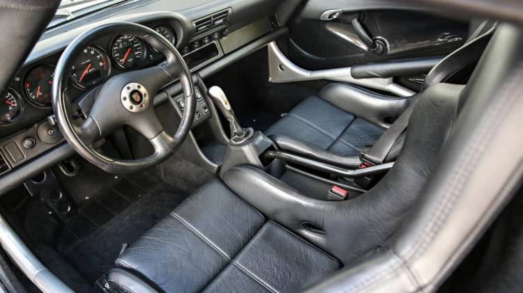 1998 Porsche 911 GT1 Straßenversion_subasta_interior
