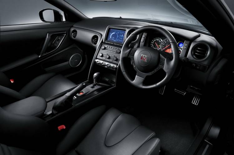 Nissan GT-R Spec-V 2010 Nissan GT-R Spec-V 2010