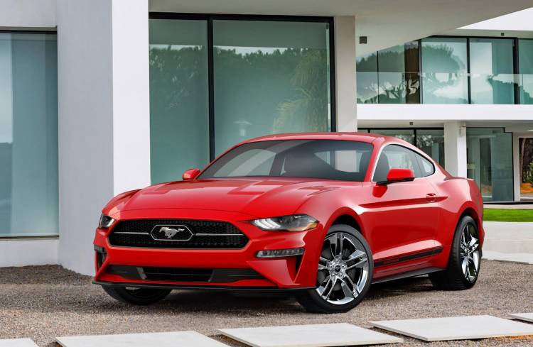 El Ford Mustang Ecoboost 18 No Es Mas Potente Pero Tiene Mas Par Y Un Modo Para Quemar Rueda Como El Gt Diariomotor