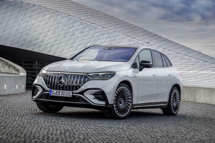 Der Neue Mercedes Amg Eqe 53 4matic+ Suv The New Mercedes Amg Eqe 53 4matic+ Suv