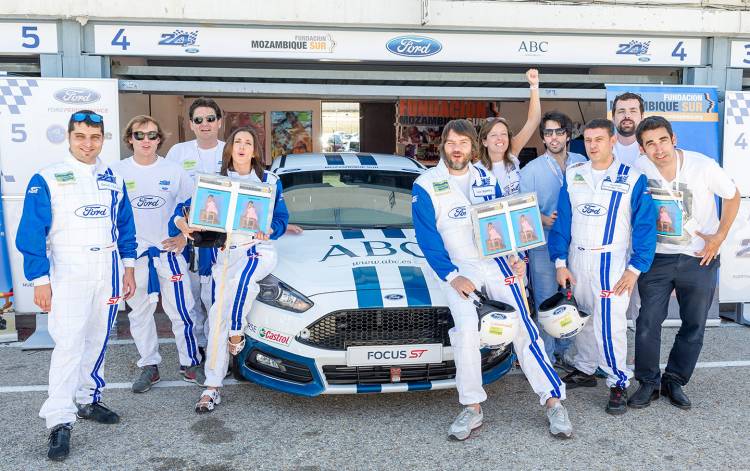 24-horas-ford-2015-06-1440px