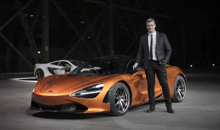 300517_Rob Meville_with McLaren 720S_image 01 300517_Rob Meville_with McLaren 720S_image 01