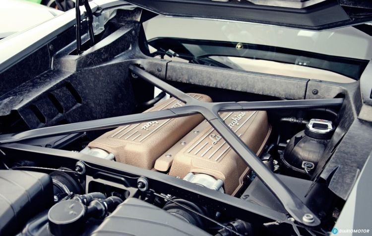 911_gt3_amg_gt_r_huracan_performante_comparativa_025_mdm