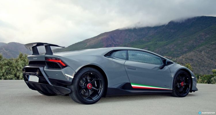 911_gt3_amg_gt_r_huracan_performante_comparativa_037_mdm