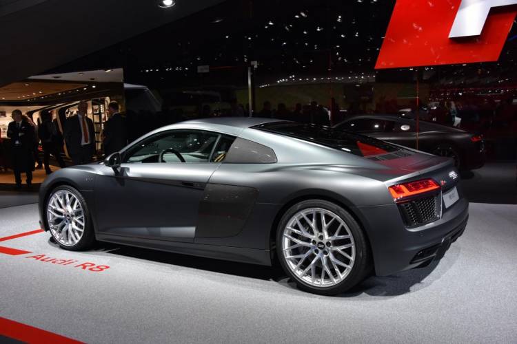 Audi_R8_2015_directo_ginebra_DM_2