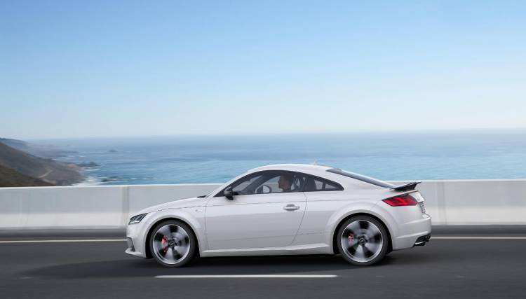 audi_tt_s_line_competition_dm_7