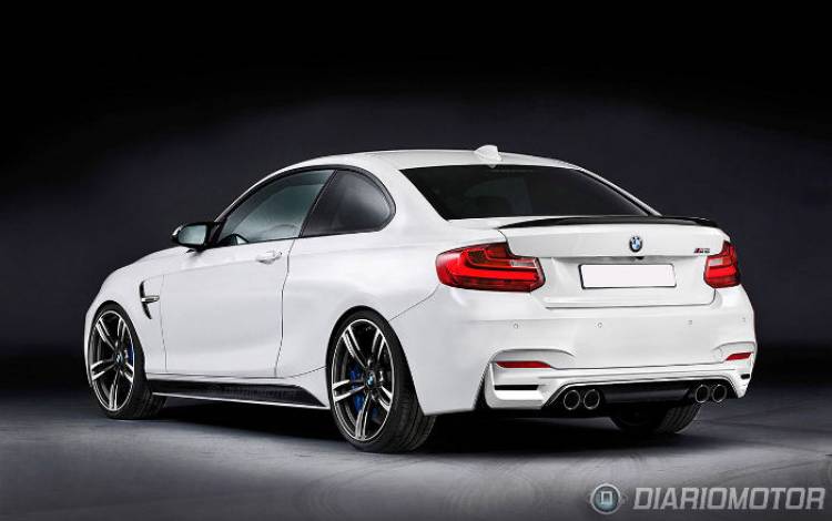 BMW-M2-recreacion-trasera-DM