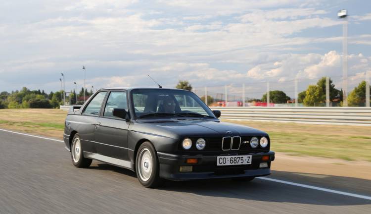 BMW M3 E30 (1985)_009