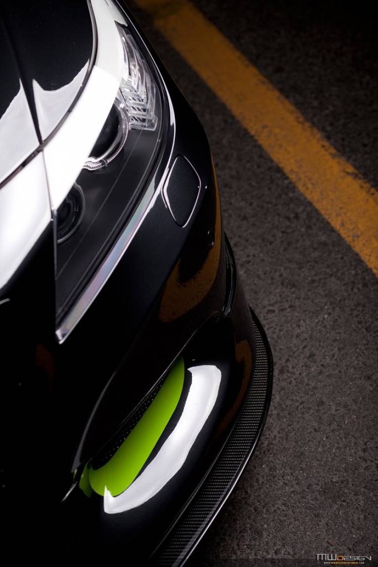 BMW Z4 Nike Slingshot BMW Z4 Nike Slingshot
