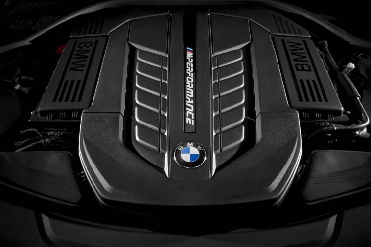 BMW_M760Li_xDrive_2016_DM_11 BMW_M760Li_xDrive_2016_DM_11