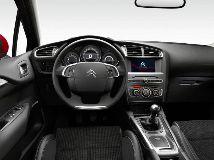 Citroen_C4_2015_DM_1