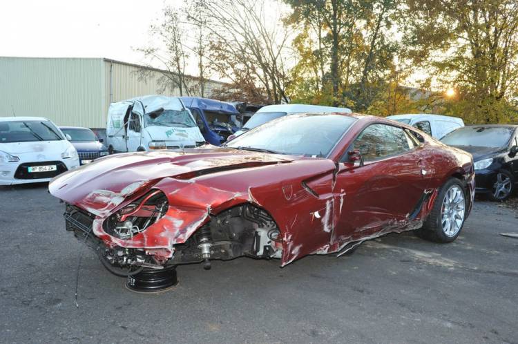 Cristiano_Ronaldo_Ferrari_599_GTB_01 Cristiano_Ronaldo_Ferrari_599_GTB_01