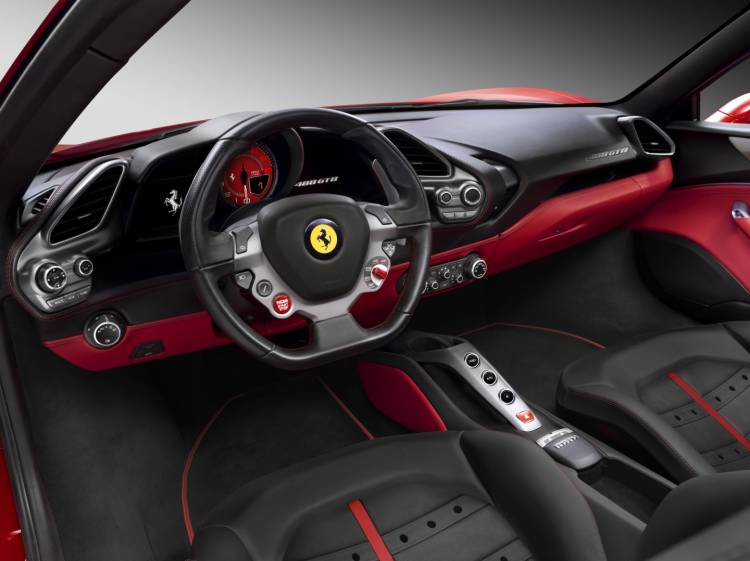 Ferrari_488_GTB_2015_DM_7