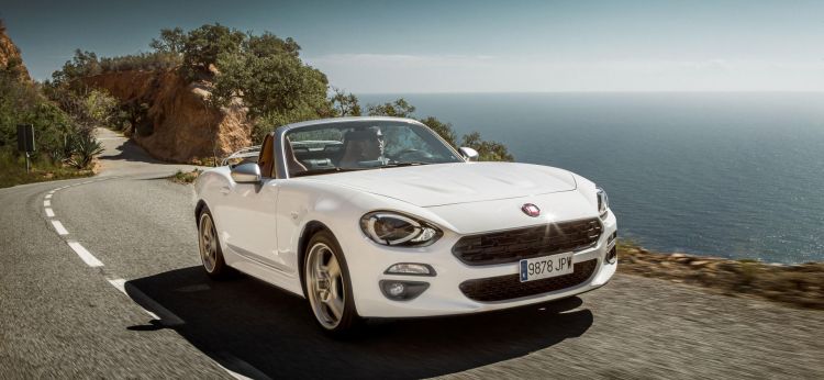 Fiat_124_Spider_8