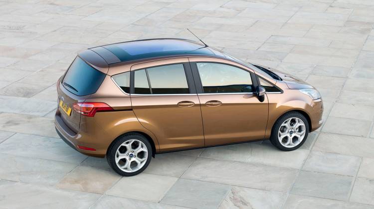 Ford_B-MAX_1600x900_00003