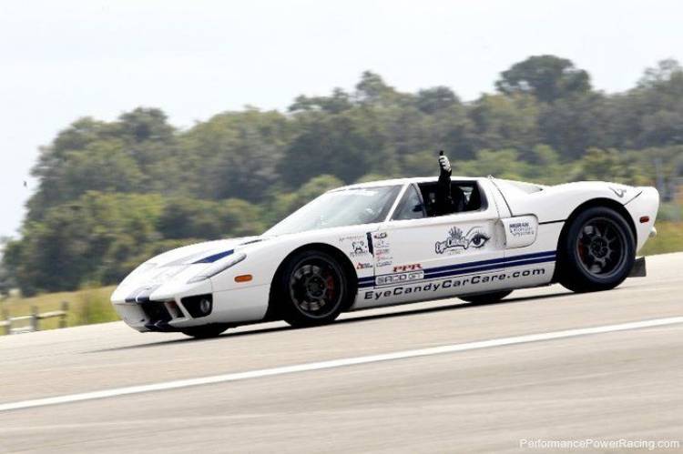Ford_GT_Perfomance_Power_Racing_Record_Milla_2012_03_750x.jpg
