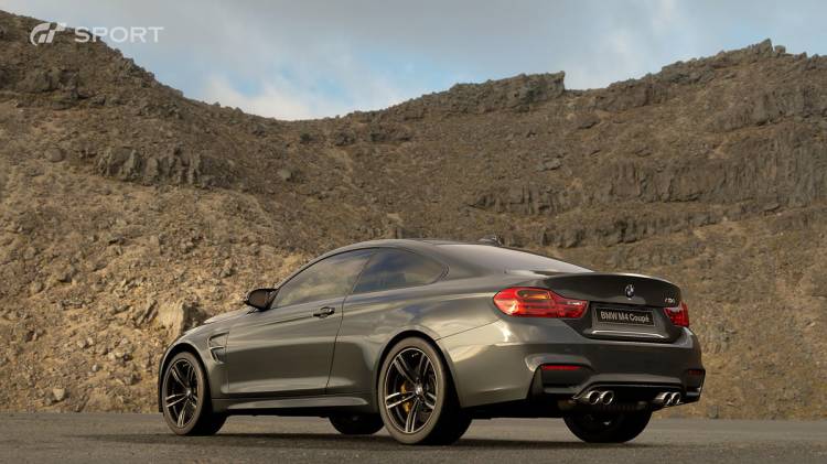 gran-turismo-sport_bmw-m4-coupe_gris