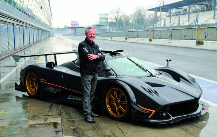 Pagani Zonda R y Horacio Pagani en Monza Pagani Zonda R y Horacio Pagani en Monza