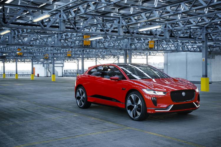 I-PACE-London_049_750x.jpg