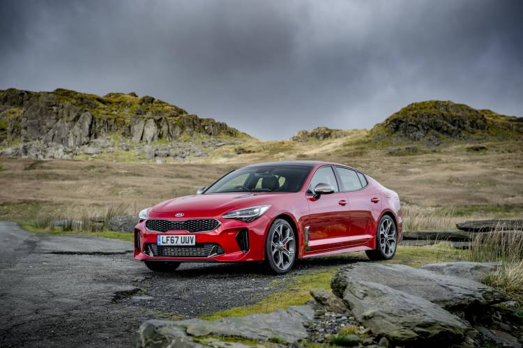 Kia Stinger GTS red_004