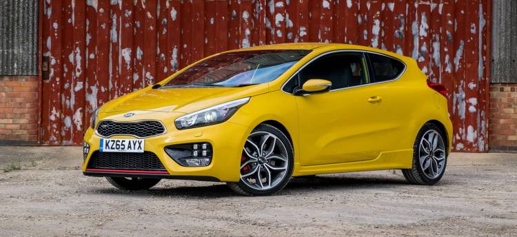 Kia_Pro_ceed_GT_2016_amarillo_DM_2 Kia_Pro_ceed_GT_2016_amarillo_DM_2