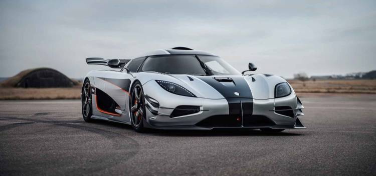 Koenigsegg-Agera-One-1-260515-01
