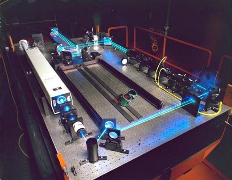 Laser Laser