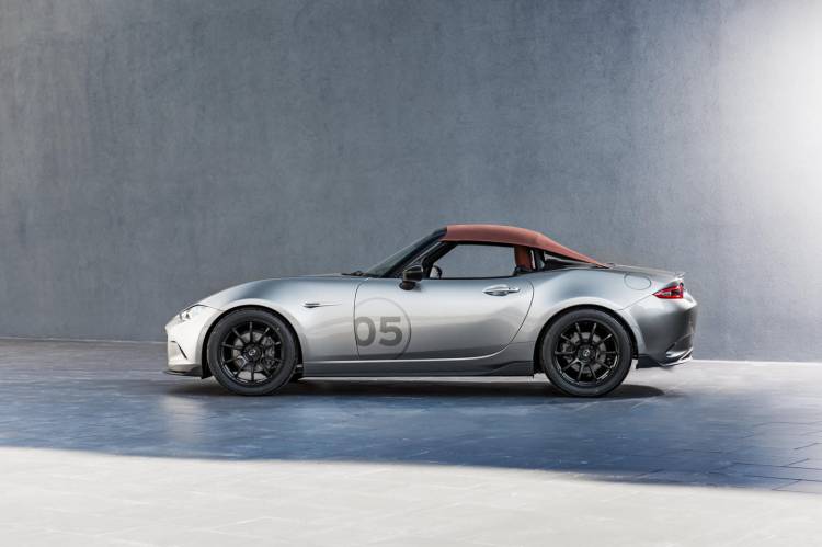 Un La 5 Mx 2015Apostando De Spyder Por Sencillez TFJcl1uK35