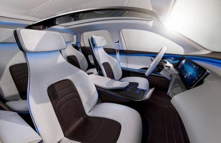 mercedes_generation_eq_dm_4