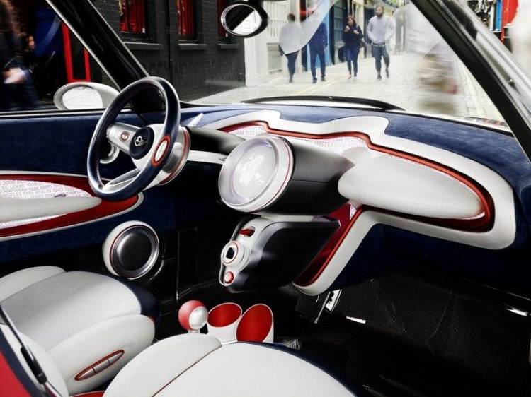 Mini_Rocketman_London_2012_4