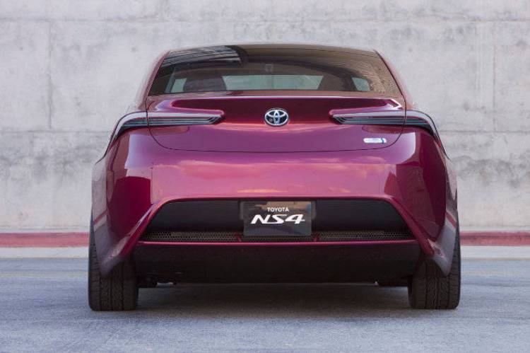 NAIAS_Toyota_NS4_Concept_017