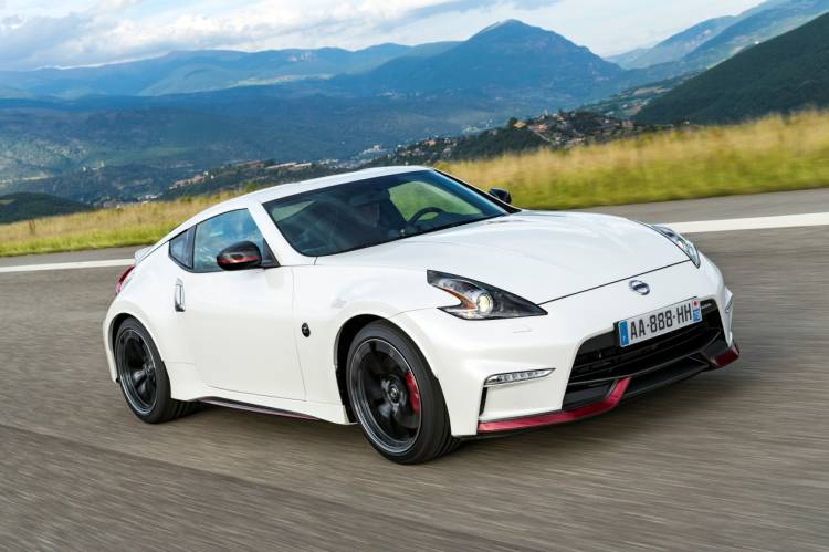 Nissan_370Z_Nismo_MY_2015_DM_25 Nissan_370Z_Nismo_MY_2015_DM_25