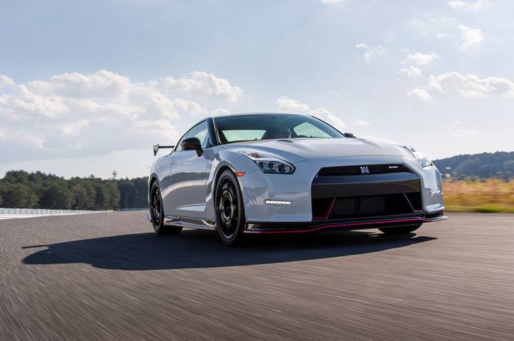 Nissan_GT-R_Nismo_DM_AP_1 Nissan_GT-R_Nismo_DM_AP_1