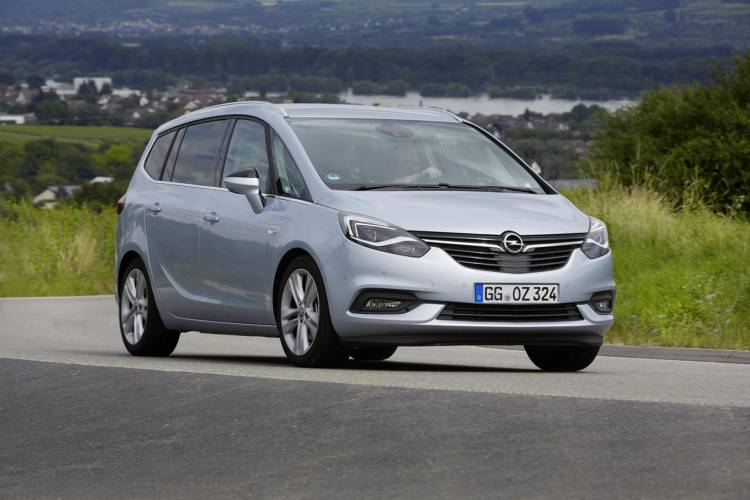 Opel_Zafira_2016_mdm_00007