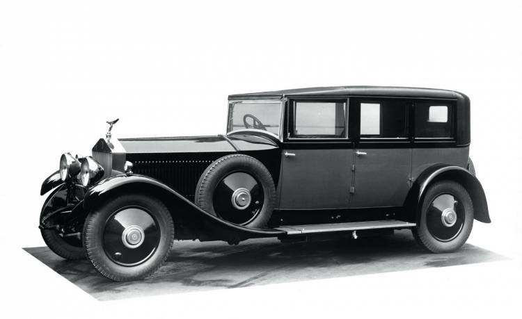 p90166828_highres_rolls-royce-phantom
