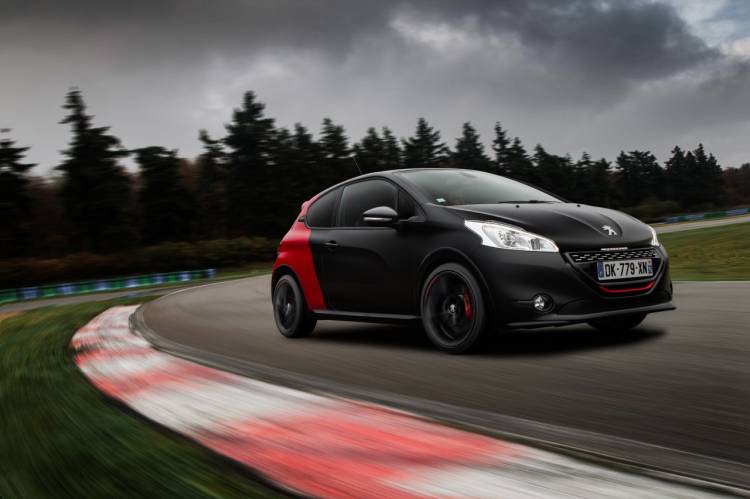 PEUGEOT_208GTI30th_000 PEUGEOT_208GTI30th_000