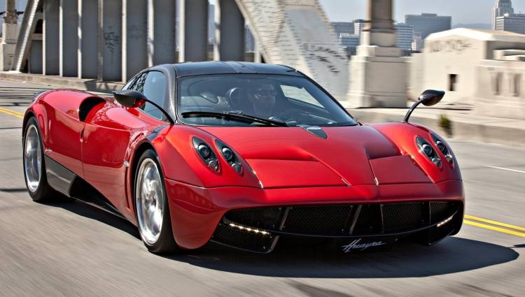 Pagani-Huayra-140215-01 Pagani-Huayra-140215-01