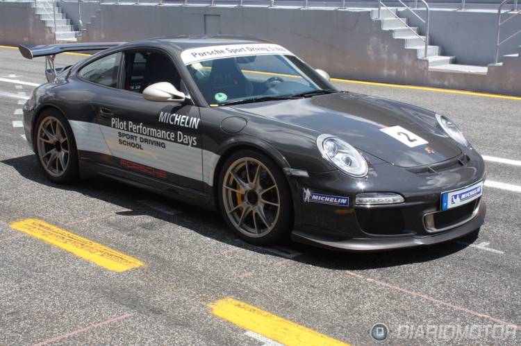 Porsche 911 GT3 RS Porsche 911 GT3 RS