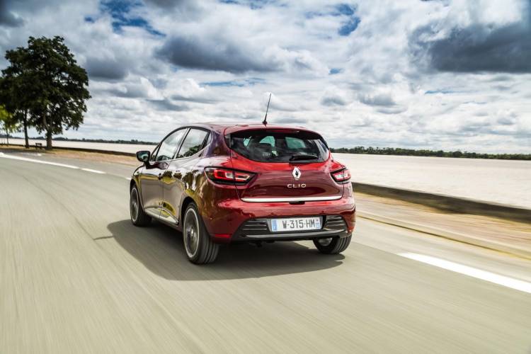 Renault_Clio_00027_750x.jpg