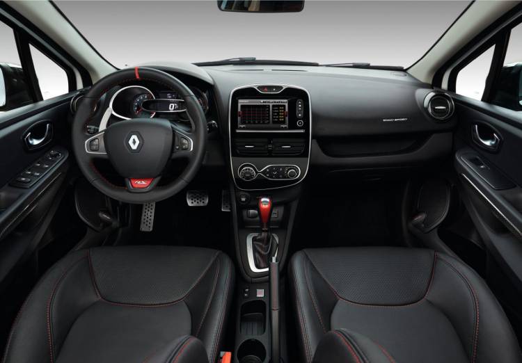 Renault_Clio_RS_220_Trophy_EDC_2015_DM_13