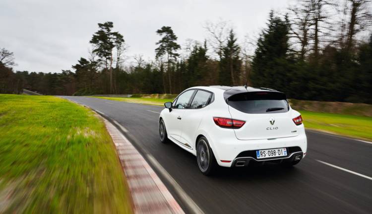 Renault_Clio_RS_220_Trophy_EDC_2015_DM_6-1440px