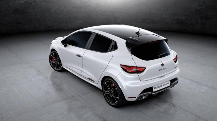 Renault_Clio_RS_trophy_leaked_DM_1