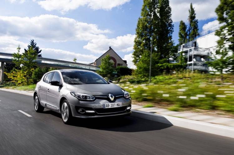 Renault_megane_2014_DM_16