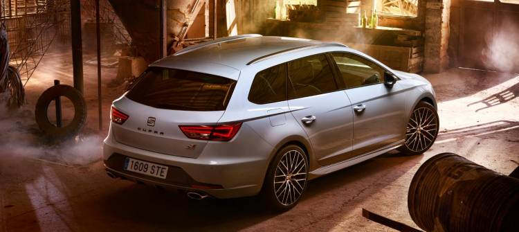SEAT_Leon_ST_Cupra_290_2016_DM_1
