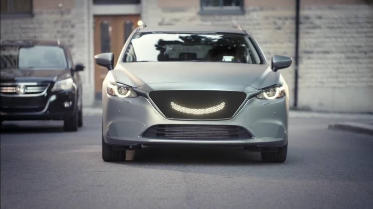 Semcon_Smiling self-driving car Semcon_Smiling self-driving car
