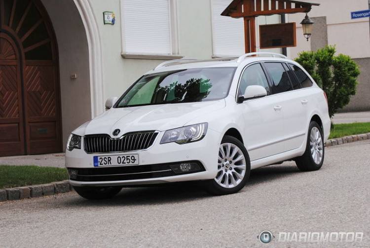 Skoda_Superb_presentacion_Viena_2013_1 Skoda_Superb_presentacion_Viena_2013_1